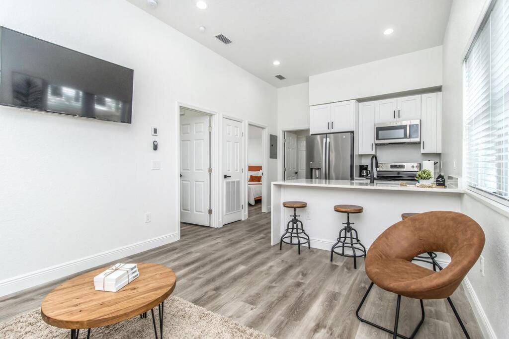 2Br Spacious House In Heart Of West Tampa Buitenkant foto
